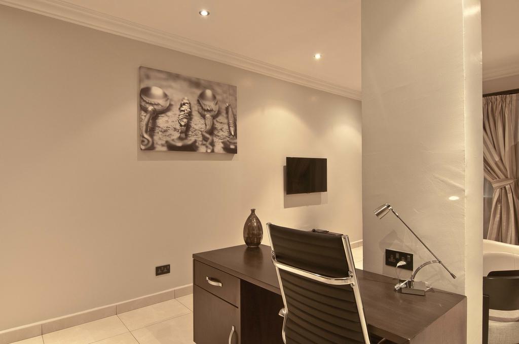 L'Eola Suites Abuja Rom bilde