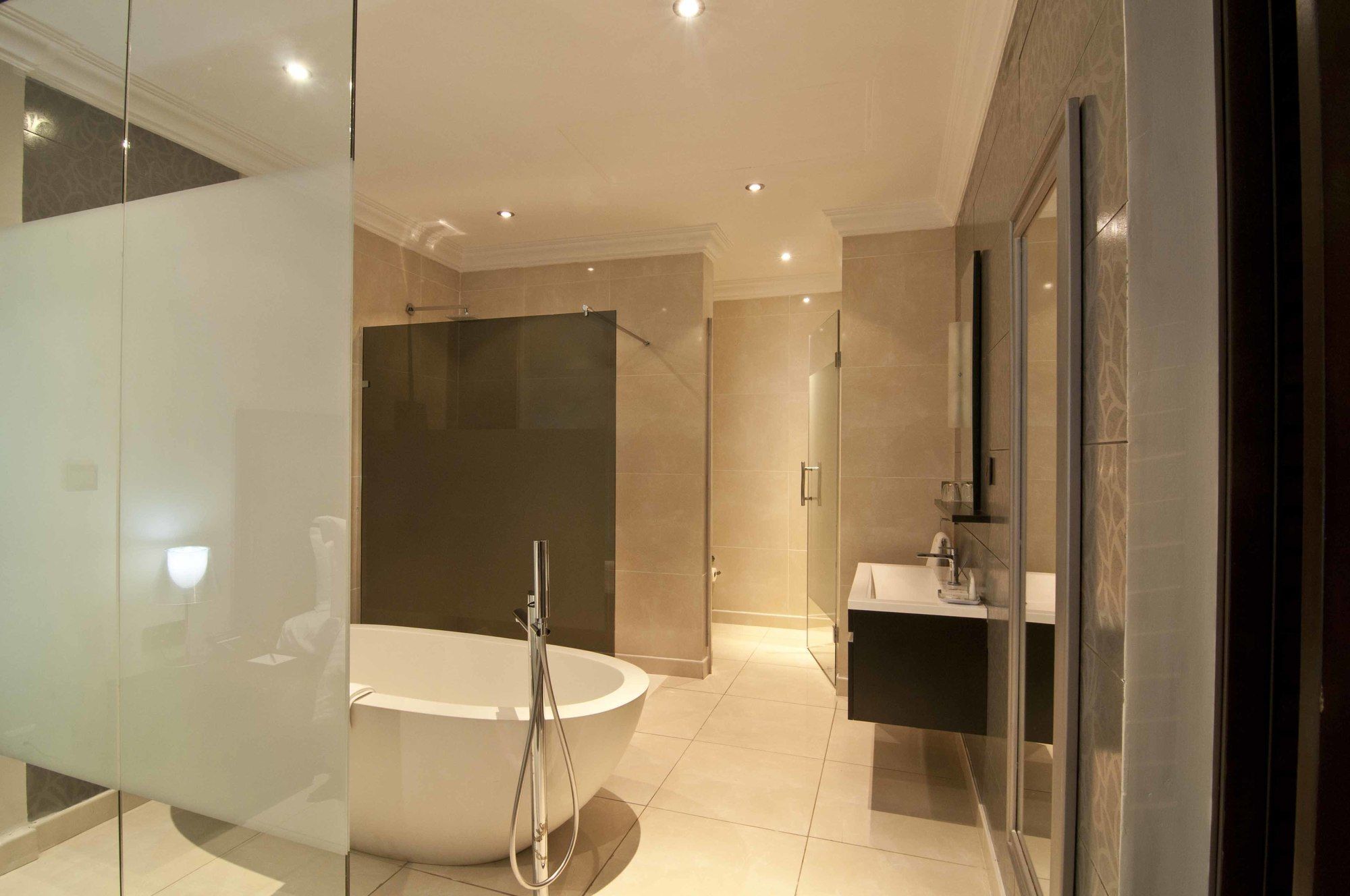 L'Eola Suites Abuja Eksteriør bilde